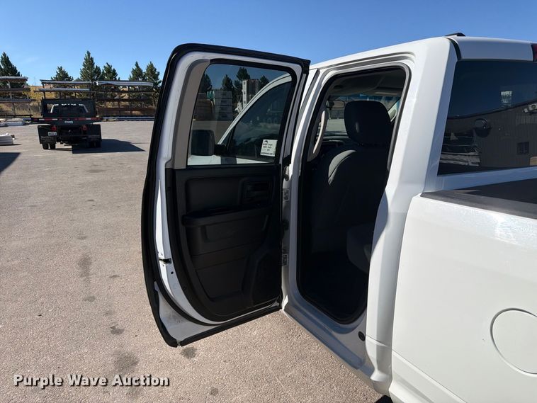 image for item FM7649 2014 RAM 1500 Ext. Cab pickup truck
