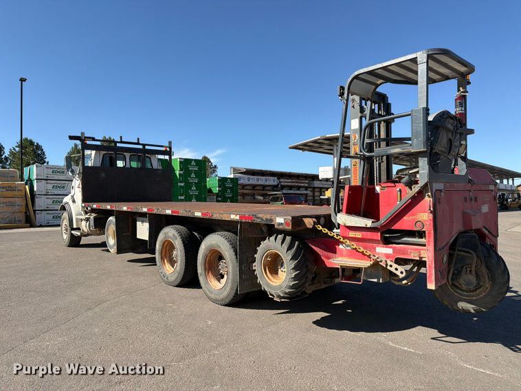 image for item FM7650 2006 Sterling L9500 flatbed truck