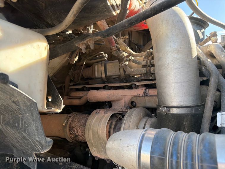 image for item FM7650 2006 Sterling L9500 flatbed truck