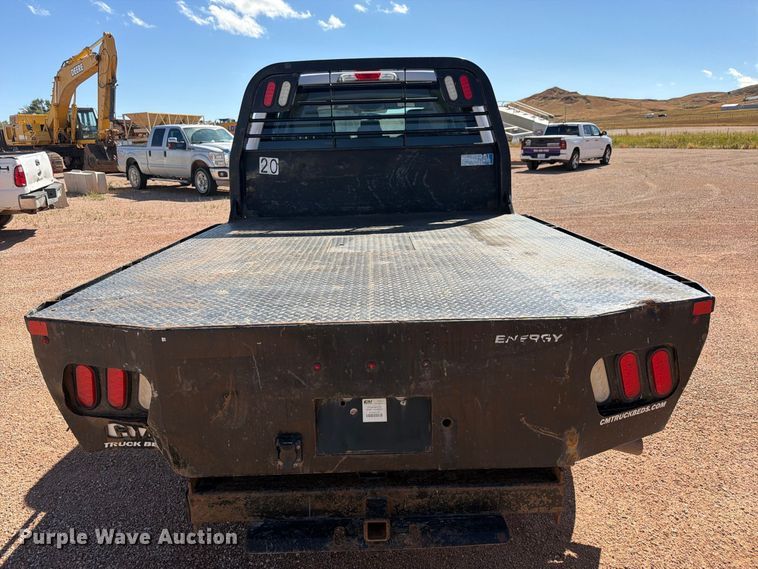 image for item FM7659 2017 Ford F250 Super Duty Crew Cab flatbed pickup truck