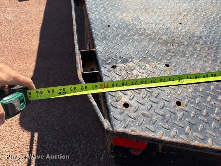 image for item FM7659 2017 Ford F250 Super Duty Crew Cab flatbed pickup truck