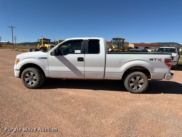 image for item FM7660 2013 Ford F150 Ext. Cab pickup truck