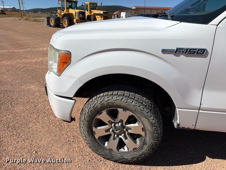 image for item FM7660 2013 Ford F150 Ext. Cab pickup truck
