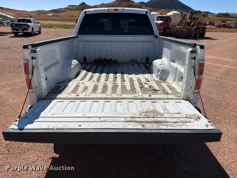 image for item FM7660 2013 Ford F150 Ext. Cab pickup truck