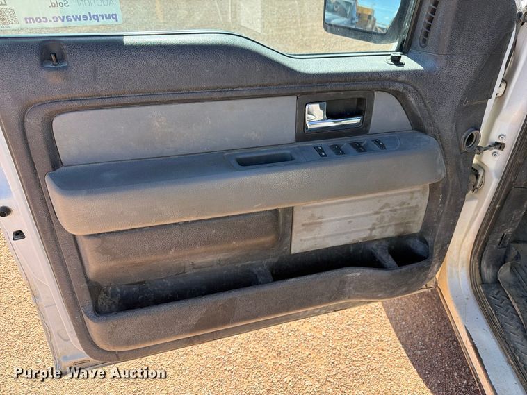 image for item FM7660 2013 Ford F150 Ext. Cab pickup truck