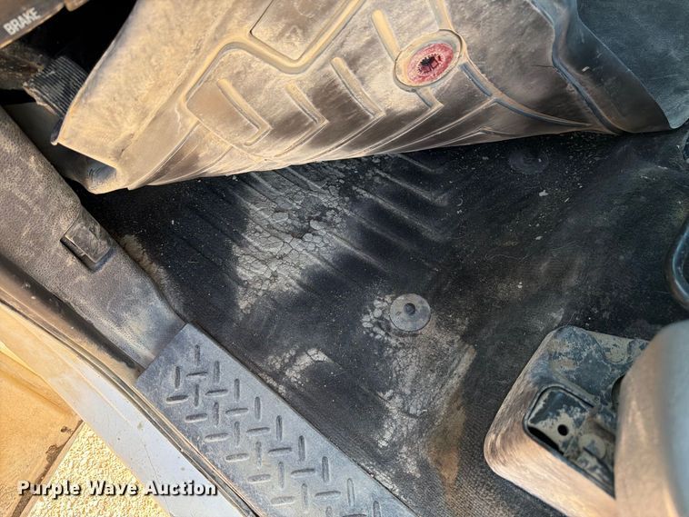 image for item FM7660 2013 Ford F150 Ext. Cab pickup truck