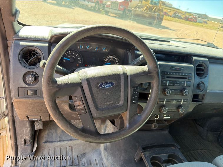 image for item FM7660 2013 Ford F150 Ext. Cab pickup truck
