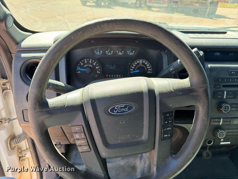 image for item FM7660 2013 Ford F150 Ext. Cab pickup truck