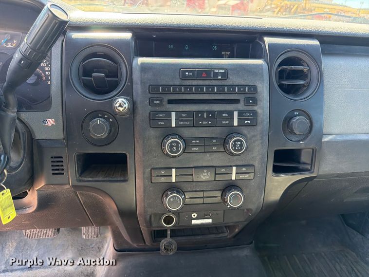 image for item FM7660 2013 Ford F150 Ext. Cab pickup truck