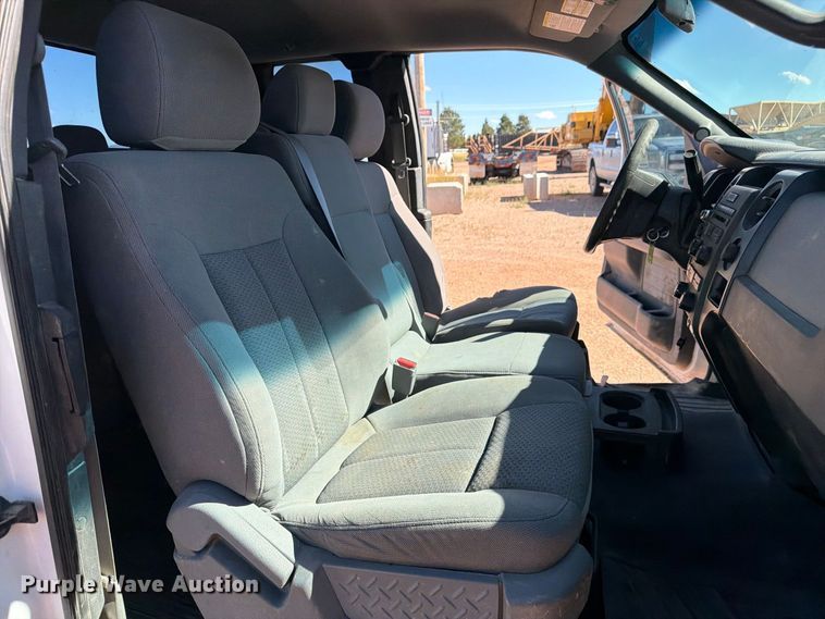 image for item FM7660 2013 Ford F150 Ext. Cab pickup truck