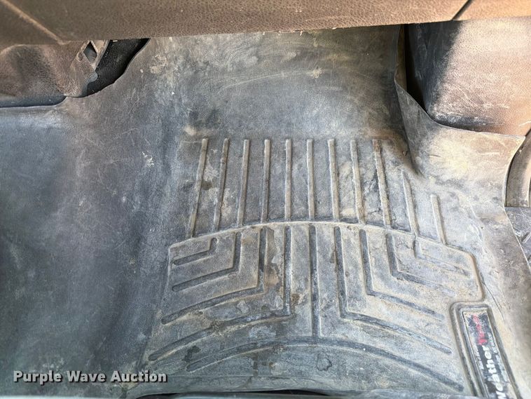 image for item FM7660 2013 Ford F150 Ext. Cab pickup truck