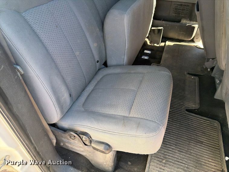 image for item FM7660 2013 Ford F150 Ext. Cab pickup truck