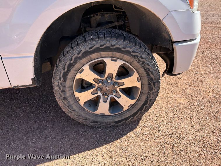 image for item FM7660 2013 Ford F150 Ext. Cab pickup truck