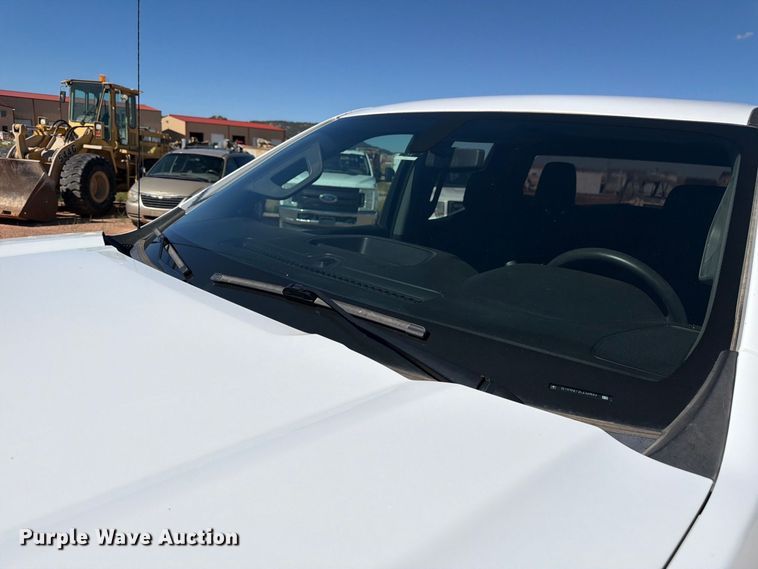 image for item FM7661 2020 GMC Sierra 1500 Ext. Cab pickup truck