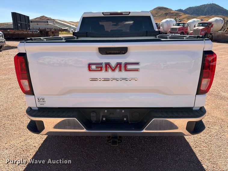 image for item FM7661 2020 GMC Sierra 1500 Ext. Cab pickup truck