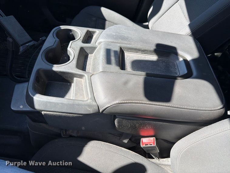 image for item FM7661 2020 GMC Sierra 1500 Ext. Cab pickup truck