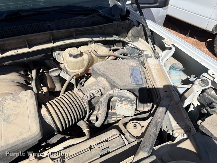 image for item FM7661 2020 GMC Sierra 1500 Ext. Cab pickup truck
