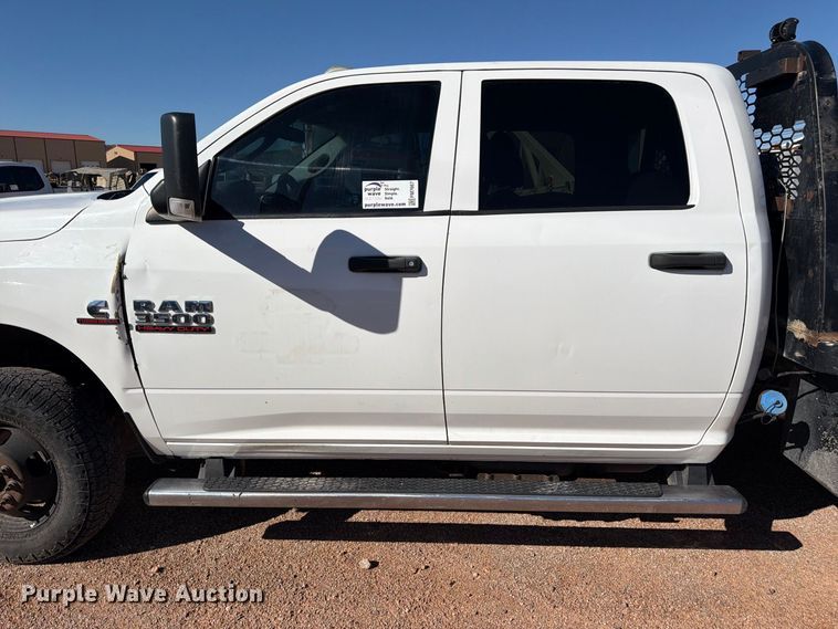 image for item FM7667 2018 RAM 3500 Crew Cab flatbed pickup truck