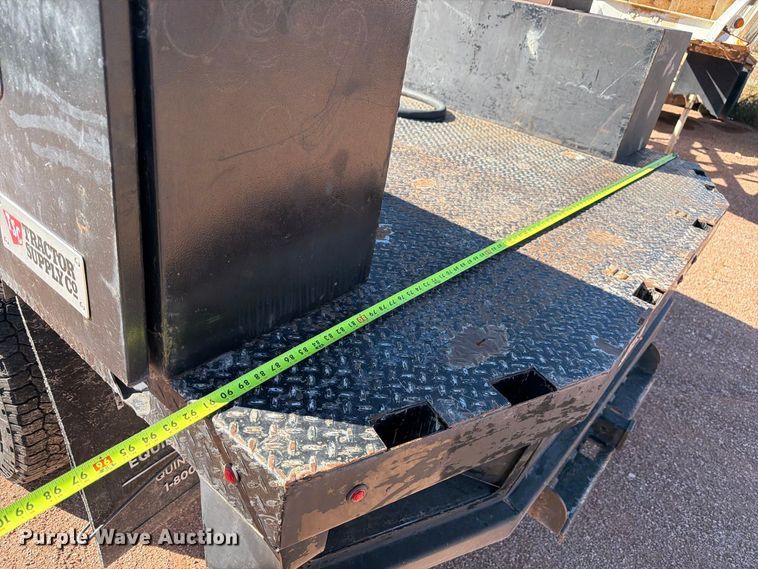 image for item FM7667 2018 RAM 3500 Crew Cab flatbed pickup truck