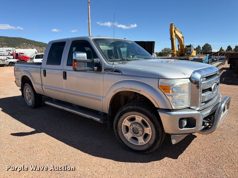 image for item FM7676 2011 Ford F250 Super Duty Crew Cab pickup truck