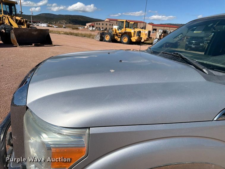 image for item FM7676 2011 Ford F250 Super Duty Crew Cab pickup truck