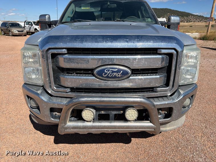 image for item FM7676 2011 Ford F250 Super Duty Crew Cab pickup truck