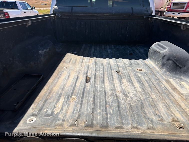 image for item FM7676 2011 Ford F250 Super Duty Crew Cab pickup truck