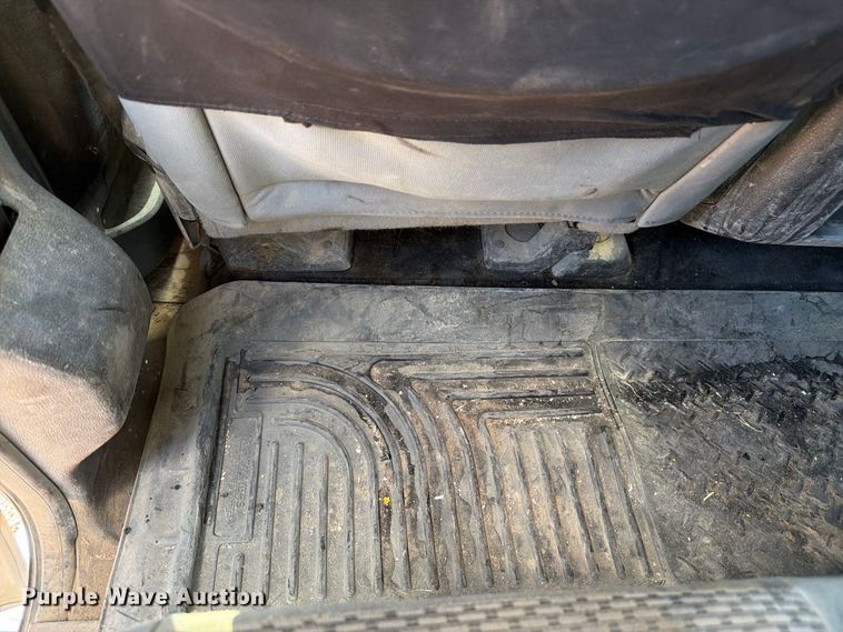 image for item FM7676 2011 Ford F250 Super Duty Crew Cab pickup truck