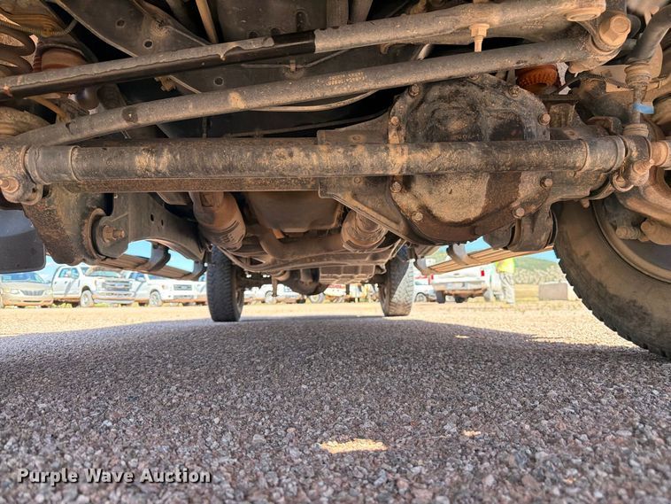image for item FM7676 2011 Ford F250 Super Duty Crew Cab pickup truck