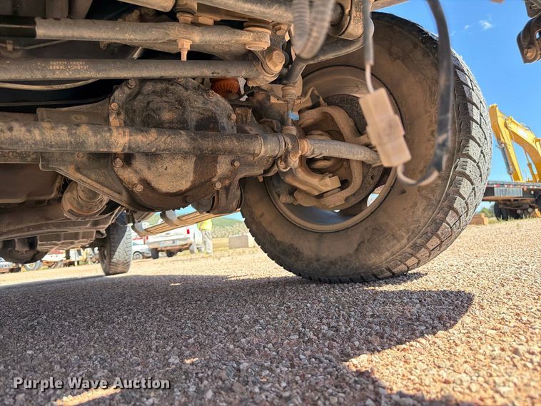 image for item FM7676 2011 Ford F250 Super Duty Crew Cab pickup truck