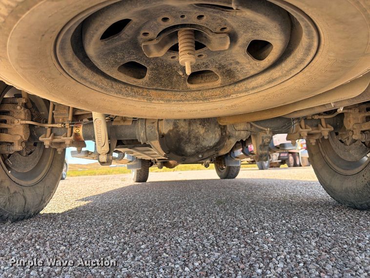 image for item FM7676 2011 Ford F250 Super Duty Crew Cab pickup truck