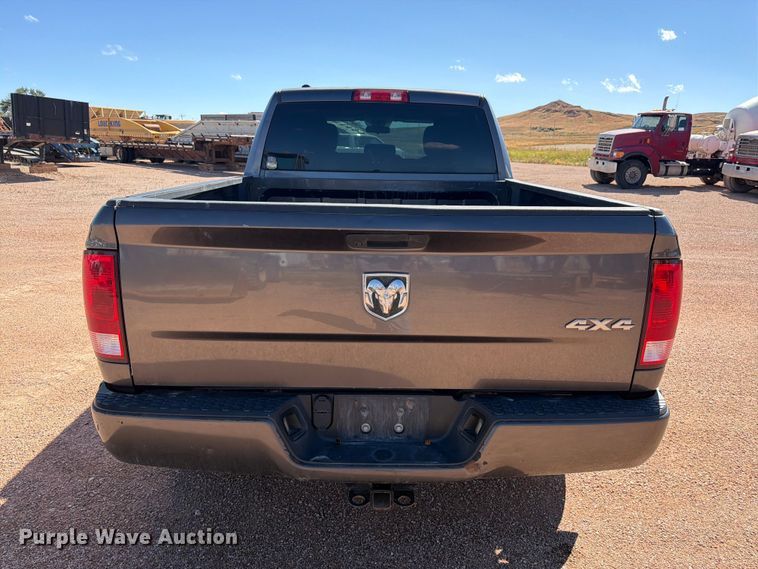 image for item FM7677 2019 RAM 1500 Ext. Cab pickup truck