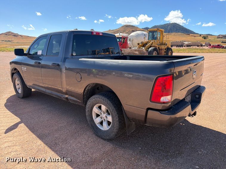 image for item FM7677 2019 RAM 1500 Ext. Cab pickup truck