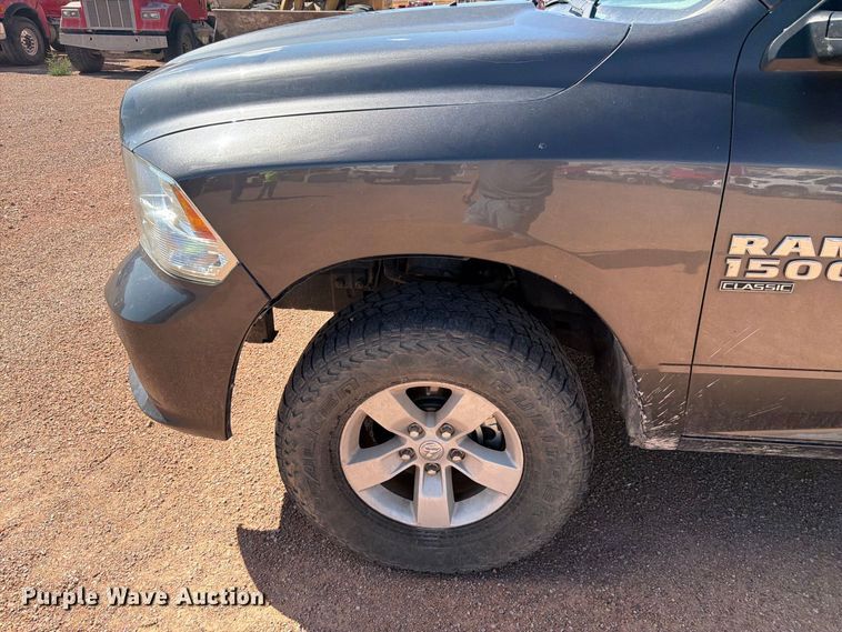 image for item FM7677 2019 RAM 1500 Ext. Cab pickup truck