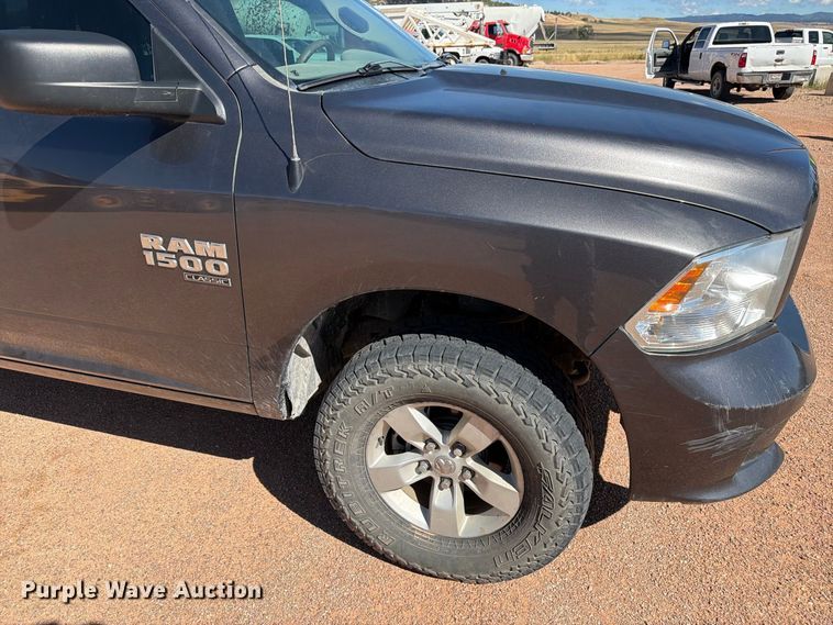 image for item FM7677 2019 RAM 1500 Ext. Cab pickup truck