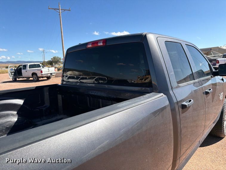 image for item FM7677 2019 RAM 1500 Ext. Cab pickup truck
