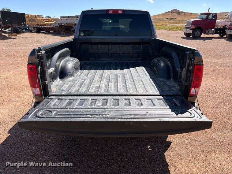 image for item FM7677 2019 RAM 1500 Ext. Cab pickup truck