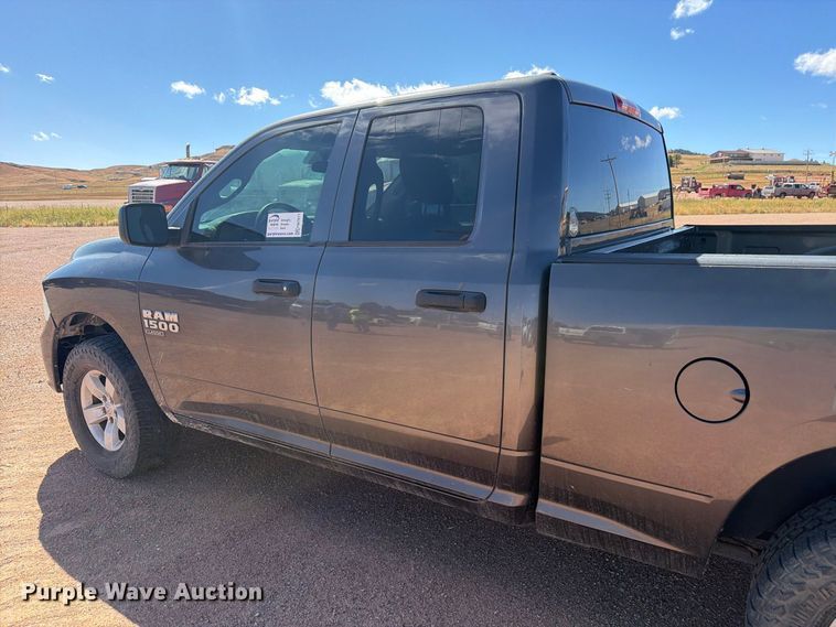 image for item FM7677 2019 RAM 1500 Ext. Cab pickup truck