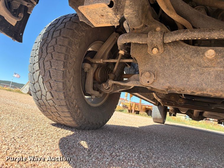image for item FM7677 2019 RAM 1500 Ext. Cab pickup truck