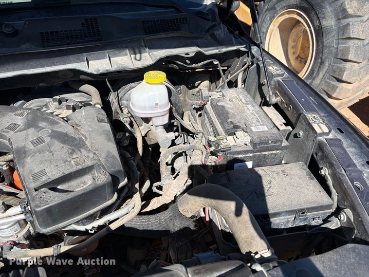 image for item FM7677 2019 RAM 1500 Ext. Cab pickup truck