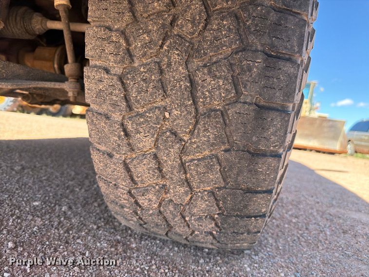 image for item FM7677 2019 RAM 1500 Ext. Cab pickup truck