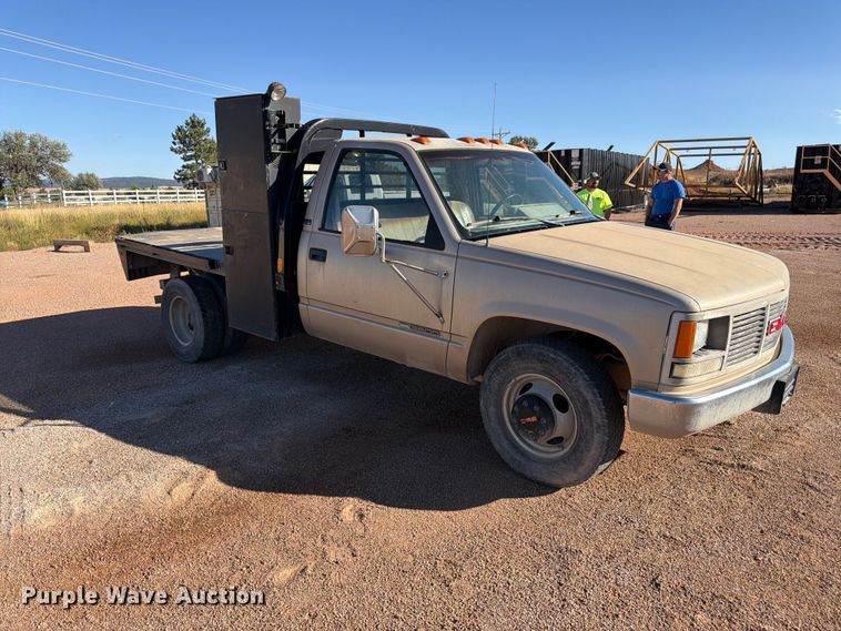 image for item FM7680 1991 GMC 3500 flatbed pickup truck