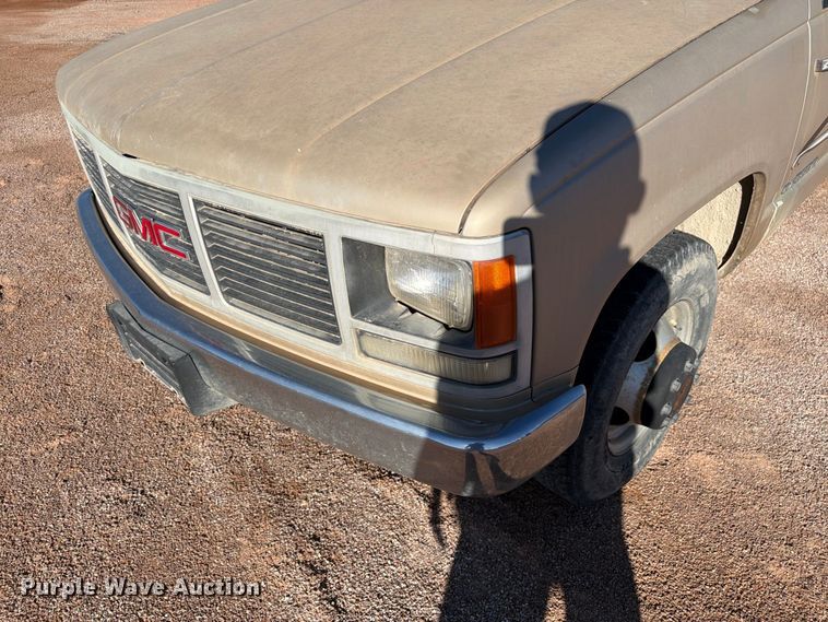 image for item FM7680 1991 GMC 3500 flatbed pickup truck
