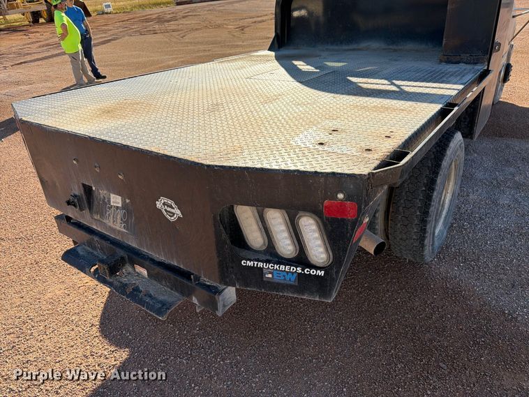 image for item FM7680 1991 GMC 3500 flatbed pickup truck