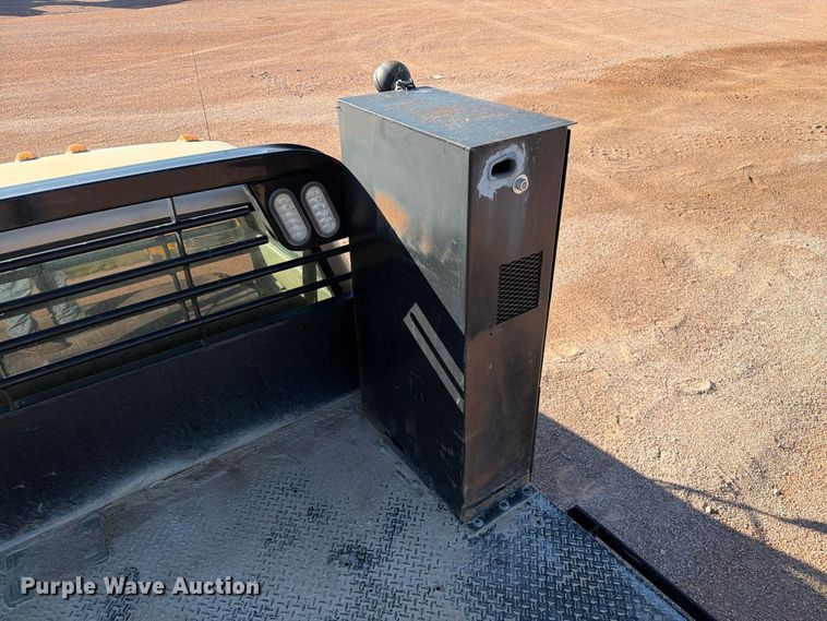 image for item FM7680 1991 GMC 3500 flatbed pickup truck