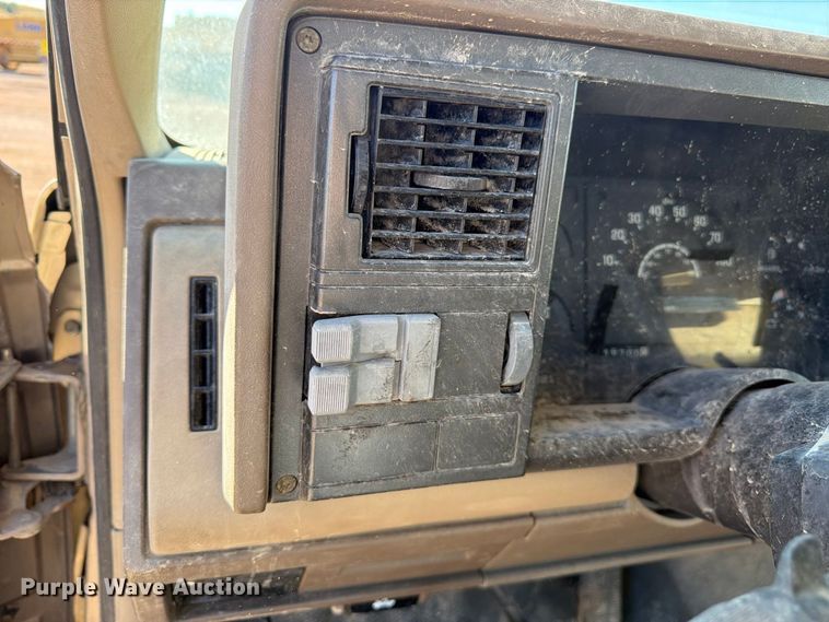 image for item FM7680 1991 GMC 3500 flatbed pickup truck
