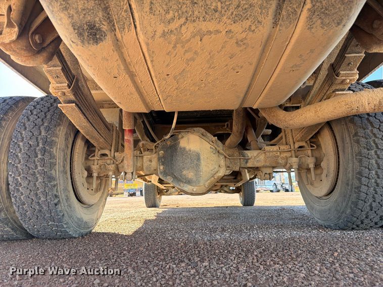 image for item FM7680 1991 GMC 3500 flatbed pickup truck