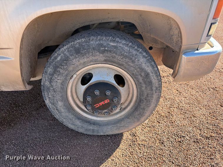 image for item FM7680 1991 GMC 3500 flatbed pickup truck