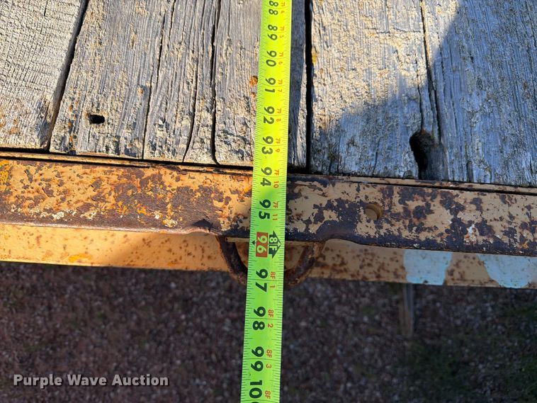 image for item FM7682 1975 Miller flatbed trailer