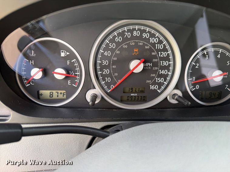 image for item FN1504 2004 Chrysler Crossfire 